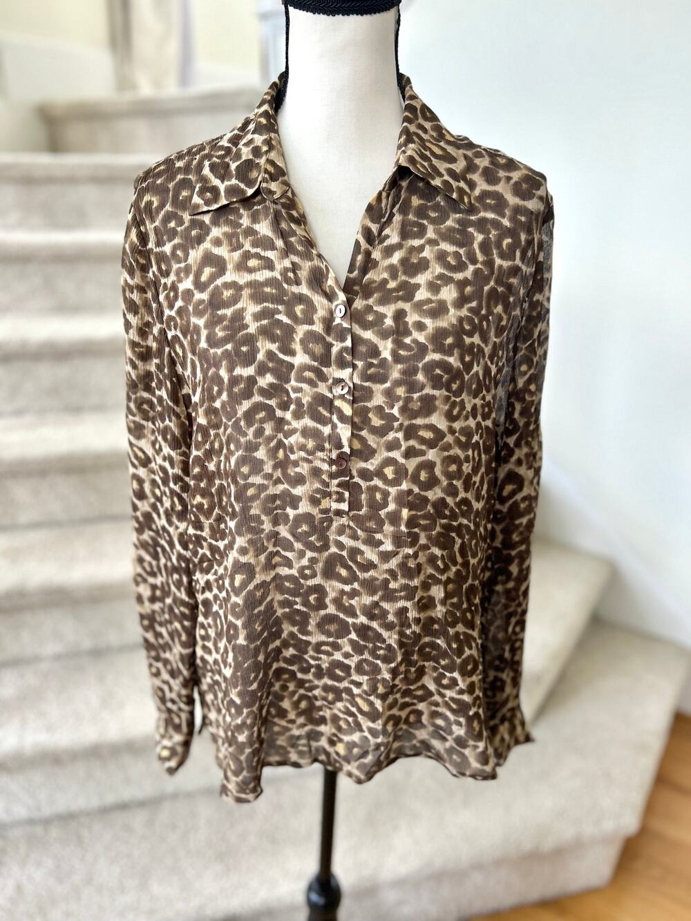 Vintage Easy Spirit Silk Brown Leopard Print Long Sleeve Blouse